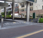 電動チェーンゲート